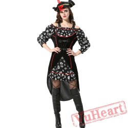 Halloween costume, pirate pirate captain, women